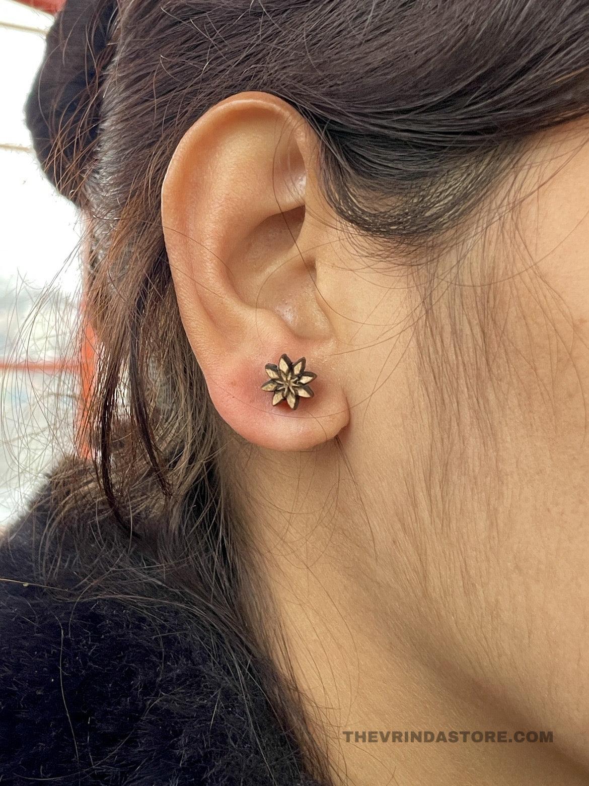 Flower Shape Original Tulsi Earrings
